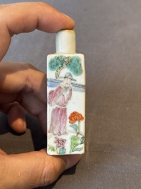 Six various Chinese porcelain and glass snuff bottles, 19th C.