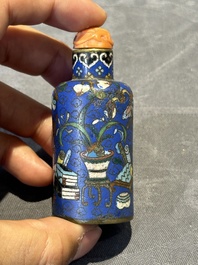 Six Chinese cloisonn&eacute; snuff bottles, Qianlong mark, 19/20th C.