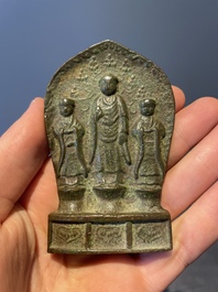 A varied collection of five Chinese bronze objects, 4th C. B.C./15th C.