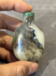 Five Chinese glass snuff bottles, 19/20th C.
