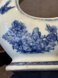 A varied collection of Chinese porcelain, Kangxi and later