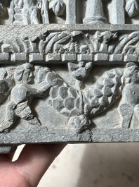 Five Gandhara grey schist frieze fragments with narrative design, 1/5th C.
