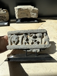 Five Gandhara grey schist frieze fragments with narrative design, 1/5th C.