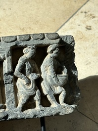 Five Gandhara grey schist frieze fragments with narrative design, 1/5th C.