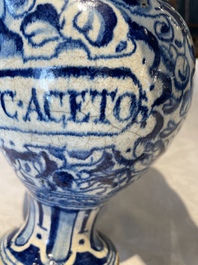A blue and white Antwerp maiolica 'a foglie' wet drug jar, 2nd half 16th C.