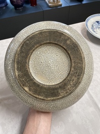 A Chinese ge-type brush washer, a pair of pink bowls, two plates and a saucer, Kangxi and later