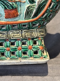 Four Chinese famille rose and verte wares, 19/20th C.