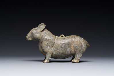 A rare Chinese bronze ritual vessel in the form of a tapir in Eastern Zhou-style, Warring States period