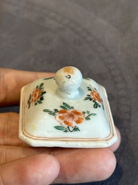 A Chinese famille verte rectangular 'lotus' teapot, Kangxi