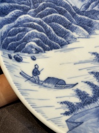 A rare Chinese blue and white 'Bleu de Hue' plate for the Vietnamese market, Ch&iacute; Viễn 致遠 seal mark, 19th C.