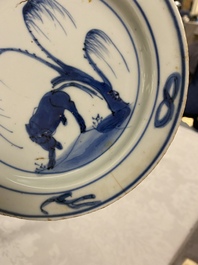 Six Chinese blue and white ko-sometsuke 'ox' plates for the Japanese market, Transitional period