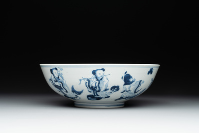 A Chinese blue and white 'Eight Immortals' bowl, Guangxu mark, 19/20th C.