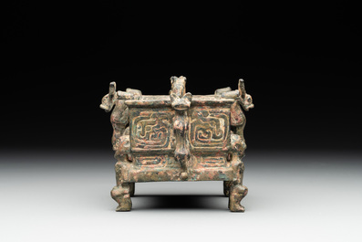 A Chinese archaic bronze ding-shaped cosmetic box, Spring and Autumn period