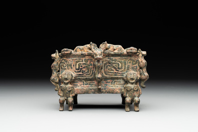 A Chinese archaic bronze ding-shaped cosmetic box, Spring and Autumn period