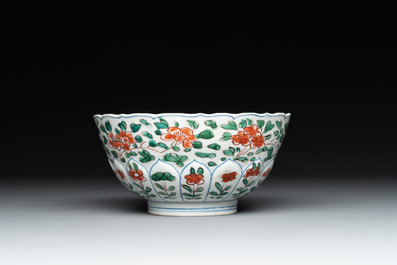 A Chinese famille verte bowl with floral design, Chenghua mark, Kangxi
