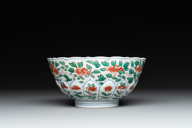 A Chinese famille verte bowl with floral design, Chenghua mark, Kangxi