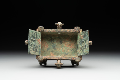 A Chinese archaic bronze ding-shaped cosmetic box, Spring and Autumn period