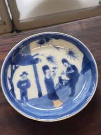15 Chinese blue and white cups and 19 saucers, Kangxi/Yongzheng