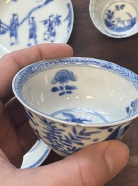 15 Chinese blue and white cups and 19 saucers, Kangxi/Yongzheng