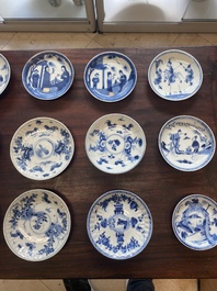 15 Chinese blue and white cups and 19 saucers, Kangxi/Yongzheng