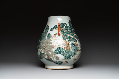 A large Chinese famille rose '100 deer' 'hu' vase, Qianlong mark, 19th C.