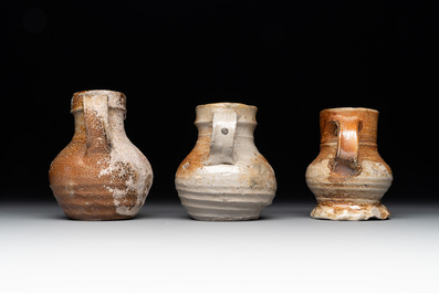 A collection of six German stoneware mugs, 16/17th C.