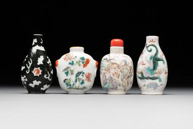 Four Chinese famille rose and verte snuff bottles, Qianlong and Tongzhi mark, 19th C.