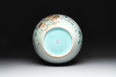 A large Chinese famille rose 'quails and chrysanthemum' 'tianqiu ping' vase, Qianlong mark, 19th C.
