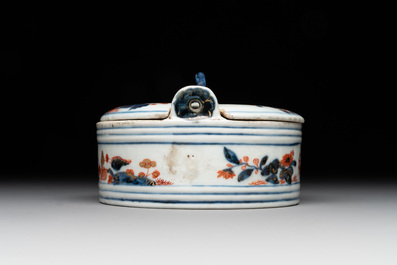 A Chinese Imari-style butter tub, a chocolate jug and a mug, Qianlong