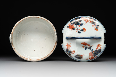 A Chinese Imari-style butter tub, a chocolate jug and a mug, Qianlong