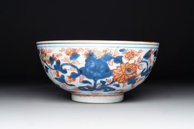 A collection of five Chinese Imari-style wares, Kangxi/Qianlong