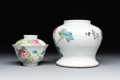 A varied collection of nine Chinese famille rose wares, 19/20th C.