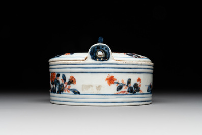 A Chinese Imari-style butter tub, a chocolate jug and a mug, Qianlong