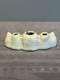 A Chinese ge-type 'shanzi' brush rest or water container, Qianlong