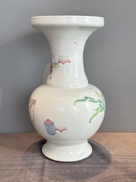 A fine Chinese famille rose vase with figural design, Yongzheng