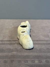A Chinese ge-type 'shanzi' brush rest or water container, Qianlong