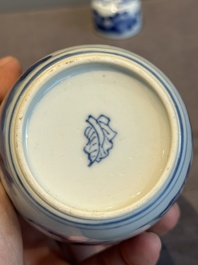 A Chinese blue and white 'Long Eliza' tea caddy and cover, artemisia leaf mark, Kangxi