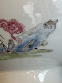 A fine Chinese famille rose vase with figural design, Yongzheng