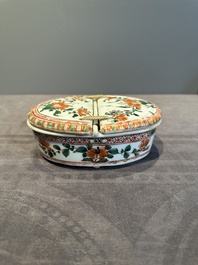 A rare Chinese famille verte spice box and cover, Kangxi