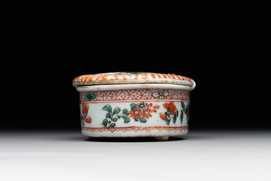 A rare Chinese famille verte spice box and cover, Kangxi