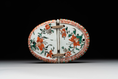 A rare Chinese famille verte spice box and cover, Kangxi