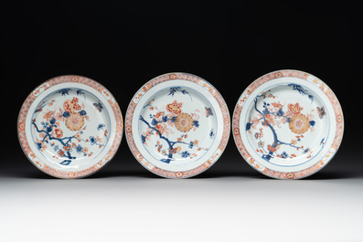 Seven Chinese Imari-style 'flowers and insects' plates, Kangxi/Yongzheng