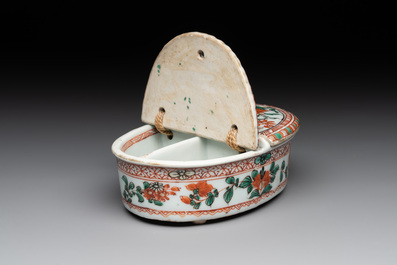 A rare Chinese famille verte spice box and cover, Kangxi