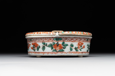 A rare Chinese famille verte spice box and cover, Kangxi
