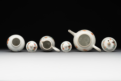 A rare complete Chinese famille rose 8-person miniature tea service comprising 28 pieces, Qianlong