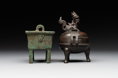 Two Chinese archaistic miniature bronze censers, one with cover, 'ding 鼎', Song