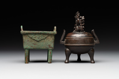 Two Chinese archaistic miniature bronze censers, one with cover, 'ding 鼎', Song
