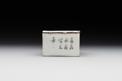 A collection of six Chinese blue and white, famille rose and verte wares, Kangxi and Tongzhi mark, 19/20th C.