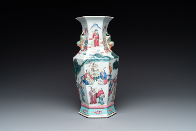 A collection of six Chinese blue and white, famille rose and verte wares, Kangxi and Tongzhi mark, 19/20th C.