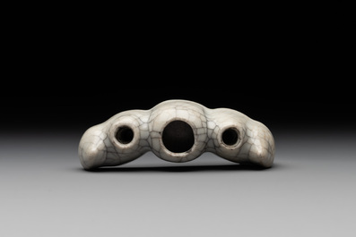 A Chinese ge-type 'shanzi' brush rest or water container, Qianlong